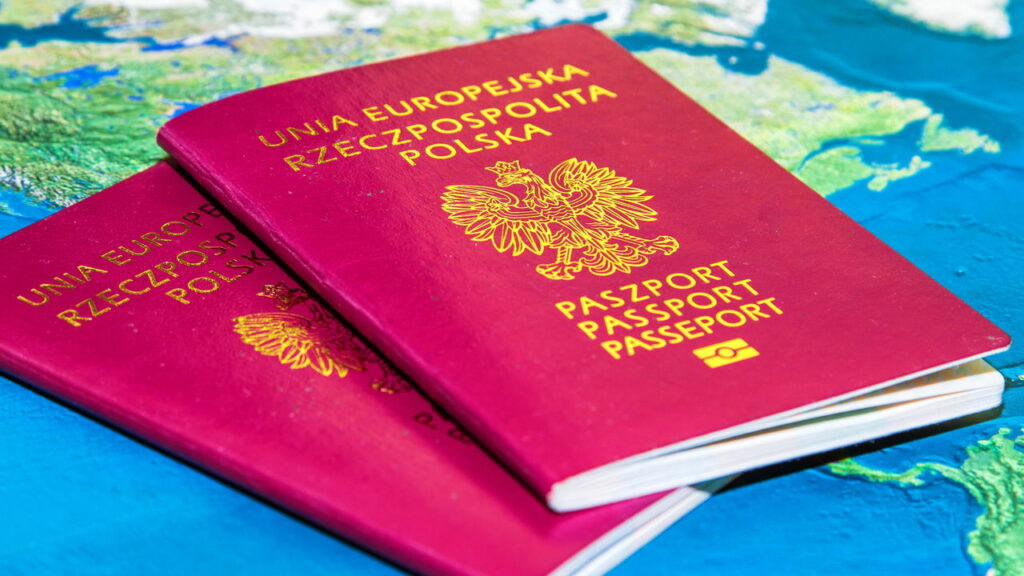 Passaporte Polonês vs Brasileiro: A diferença que pode transformar o seu futuro